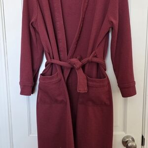 Amazon Essentials Maroon Waffle Knit Robe